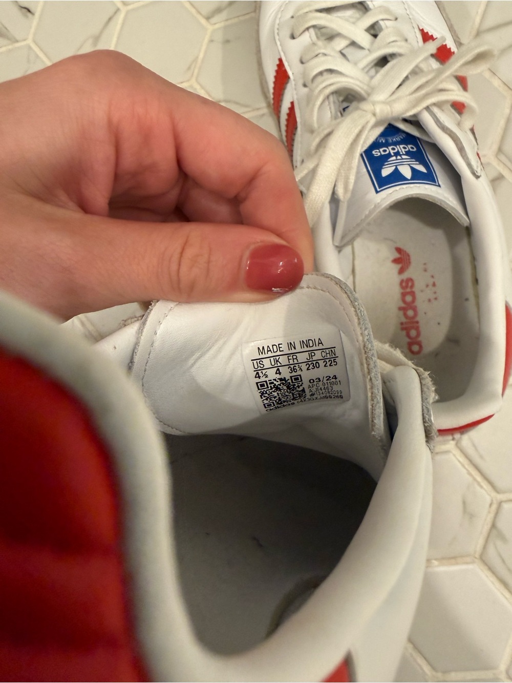 Adidas Samba Sneakers in White and Red - Picture 5 of 5
